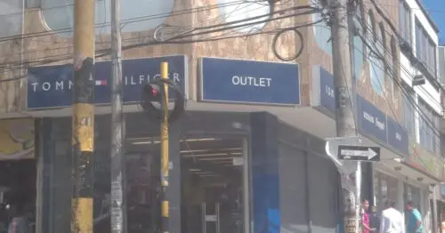 OUTLET CARRERA 18 BOGOTÁ OUTLET CARRERA 18 BOGOTÁ